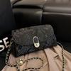 Design de Nicho Primavera Nova Bolsa de Ombro de Corrente para Mulheres 2025 Popular Moda Simples Casual Personalizada Bolsa Transversal