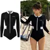 Traje de Neopreno Coreano para Mujer de una Pieza Triángulo Mangas Largas Traje de Medusa Snorkel Aspecto Adelgazante Traje de Surf Conservador Traje de Baño Femenino Estudiante