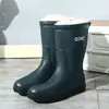 Botas de lluvia de moda para hombre, calzado exterior de caña alta antideslizante con cordón para cocina, lavado de autos, motociclista, zapatos de agua de caña alta con suela gruesa