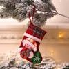 Nuevas decoraciones navideñas, medias navideñas, colgante de árbol de Navidad, tamaño pequeño, muelles tridimensionales, muñeco de anciano, calcetines navideños.