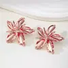 Pendientes Metálicos Dorados con Flores Plisadas Estereoscópicas Estilo Europeo y Americano Transfronterizos Elegantes Exagerados Accesorios de Pendientes Estilo Vacaciones para Mujeres