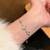 Pulsera Nueva Estilo Hoja de Ginkgo para Mujer, Estilo Ins, Lujo Fresco y Discreto, Diseño de Nicho, Exquisita Joyería Deslizante Chapada en Plata 925