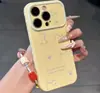 Funda para teléfono con huella de pata de gatito, adecuada para Apple 17 Pro Max, iPhone 16 y Huawei, con una ventana en forma de corazón y diseño de carcasa suave