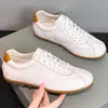 Nuevos zapatos de entrenamiento alemanes de cuero genuino 2026 para mujer, hechos de cuero de vaca de capa superior, estilo retro, zapatillas blancas, suela suave, zapatos casuales versátiles