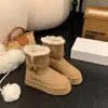 Primeiro Encontro Botas de Neve Ji Gray Femininas 2026 Novo Estilo de Inverno Sola Grossa Aumento Interno de Altura Sapatos de Algodão para Neve Espessados Femininos