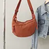 Bolsa Dumpling Feminina Transversal Grande Capacidade Lona Nova Estilo 2026 Simples Versátil Bolsa de Ombro Bolsa para Estudante e Comutador