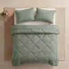 Funda de edredón de color liso en stock en Amazon transfronterizo, colcha cepillada estilo europeo y americano, patrón de ondas de diamante acolchado, ropa de cama de color liso