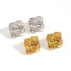 Brincos de Aço Inoxidável com Textura Quadrada Estilo Ins Brincos Femininos Design de Nicho Temperamento Brincos de Aço Inoxidável Banhados a Ouro 18k Transfronteiriços