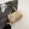 Bolsa Retro Portátil para o Dia a Dia de Mulheres 2024 Nova Tendência Moda Coreana Bolsa de Ombro Simples Tote Bag de Grande Capacidade