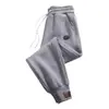 Pantalones de Chándal Forrados de Polar para Hombre Otoño Invierno Marca Americana de Moda Cordón Pantalones Largos Deportivos Sueltos Versátiles para Hombre Puño Casual