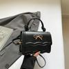 Bolsa Baguete Simples Casual Moderna da Moda Bolsa Transversal de Ombro Niche Estilosa Novo Estilo Verão 2025 para Mulheres