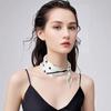 Bufanda con hebilla magnética para mujer, nuevo collar de perlas, lujo ligero, alta gama, moda, bufanda versátil, bufanda de puntos ondulados, venta al por mayor