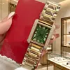 Nuevo Estuche de Reloj Rectangular Incrustado con Diamantes con Números Romanos, Elegante Movimiento de Cuarzo, Esfera Grande, Reloj Dorado para Mujer al por Mayor