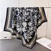Lenço Quadrado Grande Estilo Coreano Moda Seda Imitação Estampa Floral Retrô Xale Versátil Profissional Lenço Diagonal de Seda Lenço de Cabeça para Mulheres