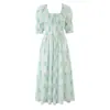Vestido Floral Doce Primeiro Amor Estilo Francês, Novo Modelo de Verão, Ajuste na Cintura, Slim Fit, Gola Quadrada, Mangas Bufantes, Elegante Vestido Longo de Férias