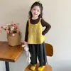 Conjunto de tres piezas de suéter y tirantes para niña de comercio exterior, nuevo traje elegante estilo coreano otoño 2026, ropa para niños de una pieza con envío directo