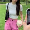 Camiseta de Algodão Feminina Manga Curta com Ombro Normal, Novo Estilo Verão 2026, Top Curto Gola Redonda Slim Fit, Peça de Baixo Tendência