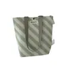Novo em stock: Bolsa tote para roupas em tecido Luxin, grande capacidade, personalizada, toque de alta qualidade, adequada para publicidade e compras, personalizável