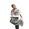 Camiseta de Malla con Estampado de Graffiti de Letras Retro Americano Transfronteriza de Manga Corta para Hombres y Mujeres Tops Deportivos Holgados Transpirables