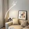 Lámpara de Pie para Sala de Estar Transmisión en Vivo Atmósfera de Pesca con Mariposa Protección Ocular para Piano Dormitorio de Gama Alta Creativa Lámpara para Sofá Aluminio
