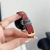 Pulseira de Relógio de Lã Fina com Duas Tachas Adequada para Huawei Gt7, Apple Iwatch, Xiaomi Mi Band 9, Couro Colorido com Fivela de 8 Pinos S11