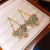 ¡Moderna y Encantadora! Aretes de Zirconia con Forma Ovalada, Aretes Frescos y Dulces con un Toque de Lujo Ligero y Sensación de Alta Gama, Modernos Accesorios para Orejas de Mujer