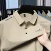 Camiseta Masculina com Gola Manga Curta Verão 2025 Nova Cor Lisa Camisa Polo Manga Meia Manga Top Versátil Masculino de Alta Qualidade