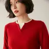 Colección Otoño/Invierno 2026 Baicai Rong: Suéter tipo jersey de punto con bloques de color, cuello en V, ajuste holgado, de dos piezas falso