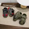 2026 Zapatos Nuevos de Algodón para Niños, Estilo Coreano, Superficie de Cuero, Zapatos Deportivos para Niños Pequeños, Zapatos Bebé Forrest Gump 6831