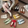 Zapatos de Boca Baja Individuales con Puntera Redonda, Versátiles Zapatos de Ballet 2026 para Primavera y Otoño, Planos con Moño, Superficie de Terciopelo, Cómodos y No Cansan los Pies