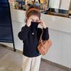 Suéter de cuello alto para niña Otoño e Invierno 2025 Suave y Sedoso Ropa para Niños con Suéter de Invierno para Bebé Camiseta de Punto Inferior para Niños