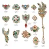 Nuevos accesorios de arte de uñas esmaltados estilo chino, con fénix de esmalte azul, borlas, perlas y diseños florales, al por mayor para decoraciones de uñas tradicionales.