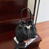 Bolsa Balde Embossada Estilo Chinês Novo Design de Nicho com Cordão Bolsa de Ombro Feminina Versátil Bolsa Transversal de Corrente para Passeio