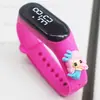 Novo Relógio de Pulso LED de Boneca Princesa de Desenho Animado Anime Relógio Eletrônico Fofo para Esportes ao Ar Livre Relógio de Presente em estoque