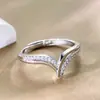 Anillo de Plata de Ley S925 de Nicho Versión Coreana para Mujer, Diseño Abierto Simple en Forma de V con Incrustaciones de Circonita, Anillo Apilable para Dedo Índice o Dedo del Pie