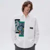 Jaqueta-camisa color block moderna com design único, corte solto, nova camisa casual de manga comprida de outono para homens