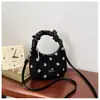 Bolso de mano exquisito con lunares en forma de nube para mujer, nuevo bolso tipo empanada de estilo coreano 2026, versátil, moderno y dulce, bolso de hombro/bolso cruzado