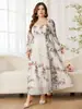 Ropa de Mujer Tallas Grandes Transfronteriza Cuello Cuadrado Mangas Abullonadas Manga Larga de Princesa Cintura Ceñida Adelgazante Dobladillo Amplio Pastoral Gasa Estampado de Moda Romántico