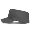 Chapéu de Sol Esportivo com Etiqueta de Metal Simples Estilo Quatro Estações para Homens, Chapéu Plano Casual Ajustável de Sarja de Algodão