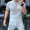 Camiseta de manga corta con cuello redondo para hombre, diseño de dragón con diamantes de imitación, de algodón mercerizado, cómoda, transpirable, de corte entallado y media manga.