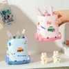 Portalápices Creativo de Dibujos Animados de Coche, Lindo y Atractivo Papelería de Escritorio para Estudiantes, Cubo de Almacenamiento Multifuncional de Gran Capacidad