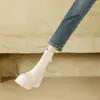 Botas Ajustadas de Primera Temporada para Mujer con Tacón Grueso Nuevo Estilo Otoño/Invierno 2026 Aumentador Interno de Altura Botas Martin de Suela Gruesa para Mujeres Bajitas