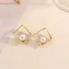 Pendientes Metálicos con Incrustaciones de Perla de Nuevo Estilo para Mujer, Estilo Retro, Pendientes Geométricos de Lujo Ligero, Pendientes de Fabricante Transfronterizo en Stock