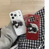Soporte Magnético Rojo de Año Nuevo con Diamantes Brillantes en Forma de Corazón para Funda de Teléfono Apple 17Promax, Adecuado para 16Pro Doble Capa 15P