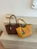 Bolso tote de tejido francés para mujer 2026 nuevo bolso de mano de gran capacidad para vacaciones de verano, bolso de hombro único para ir al trabajo, bolso de axila