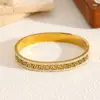 Pulsera INS de moda transfronteriza más vendida, hueca, de lujo ligero, con taladro, estilo europeo y americano, acero de titanio, patrón que no se decolora, pulsera de doble fila con taladro