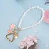 Pingente Chaveiro Coração de Liga Flor Duas Cores Pérola de Imitação Flor de Cerejeira Fofa Acessório de Pérola Exquisito Charme de Bolsa