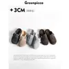 Sapatos Femininos Estilo Birkenstock com Forro de Lã Quente 2025 Novo Outono e Inverno Sapatos de Algodão Peludos com Solado Grosso Versátil Estilo Cinza Mules Fechados