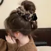 Grampo de Cabelo com Laço para Coque Outono e Inverno para Mulheres, Presilha de Cabelo Shark de Alta Qualidade Novo Estilo 2025, Acessório de Cabelo para a Parte de Trás da Cabeça