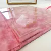 Convite rosa de veludo com carimbo dourado personalizado, conjunto de três peças para casamento, cartões de votos de casamento em acrílico, lembrancinhas de nicho de alta qualidade